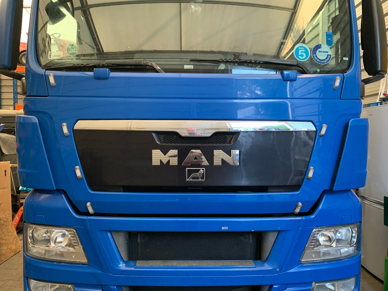 MASKA ATRAPA GRILL POLIK OWIEWKA MAN TGX - Hood for Truck: picture 1 MASKA ATRAPA GRILL POLIK OWIEWKA MAN TGX - Hood for Truck: picture 1