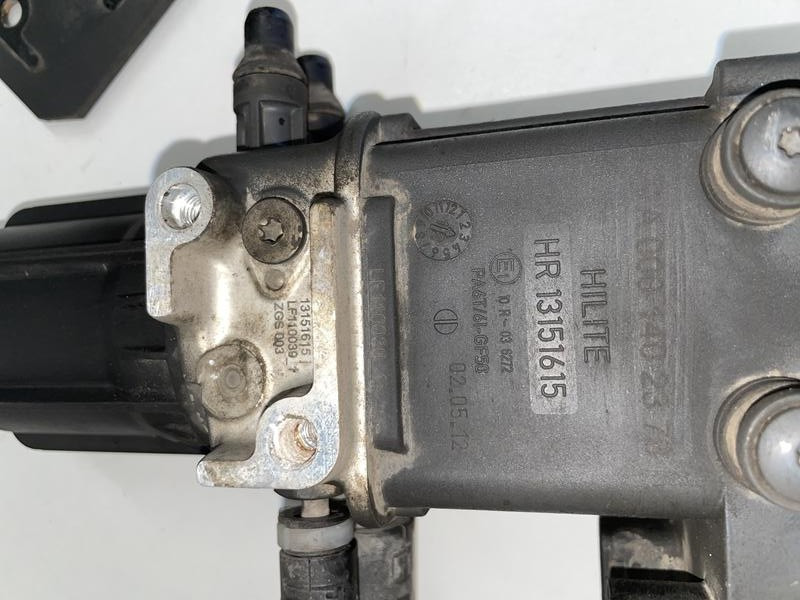 POMPA ADBLUE MERCEDES ACTROS MP4 MP 4 A0001402378 - AdBlue tank for Truck: picture 4 POMPA ADBLUE MERCEDES ACTROS MP4 MP 4 A0001402378 - AdBlue tank for Truck: picture 4