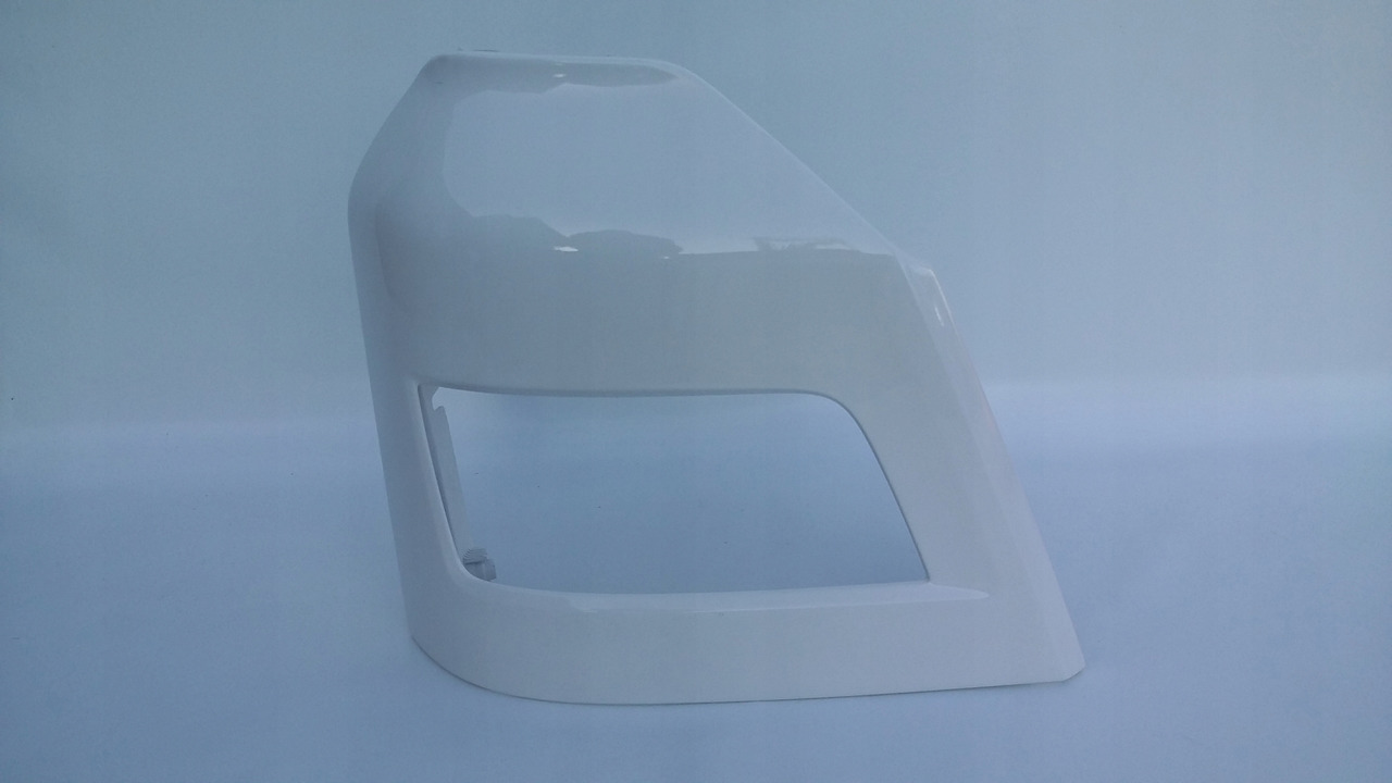 PRAWA OSŁONA REFLEKTORA MAN TGX EURO 6 ZDERZAK - Bumper for Truck: picture 1 PRAWA OSŁONA REFLEKTORA MAN TGX EURO 6 ZDERZAK - Bumper for Truck: picture 1