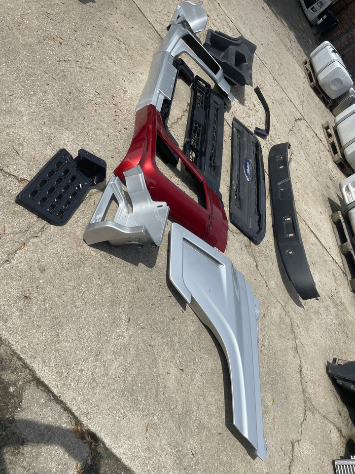 Przód Ford F-Max F Max Grill, Stopień , Stopnica Przedłużenie drzwi zderzak - Body and exterior for Truck: picture 3 Przód Ford F-Max F Max Grill, Stopień , Stopnica Przedłużenie drzwi zderzak - Body and exterior for Truck: picture 3