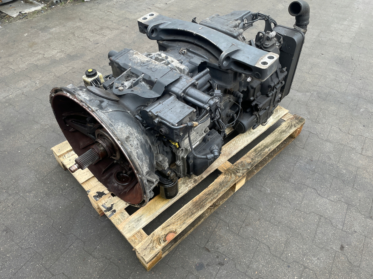 SKRZYNIA BIEGÓW MAN SCANIA RETARDER KOMPLETNA 2433418 - Gearbox for Truck: picture 1 SKRZYNIA BIEGÓW MAN SCANIA RETARDER KOMPLETNA 2433418 - Gearbox for Truck: picture 1