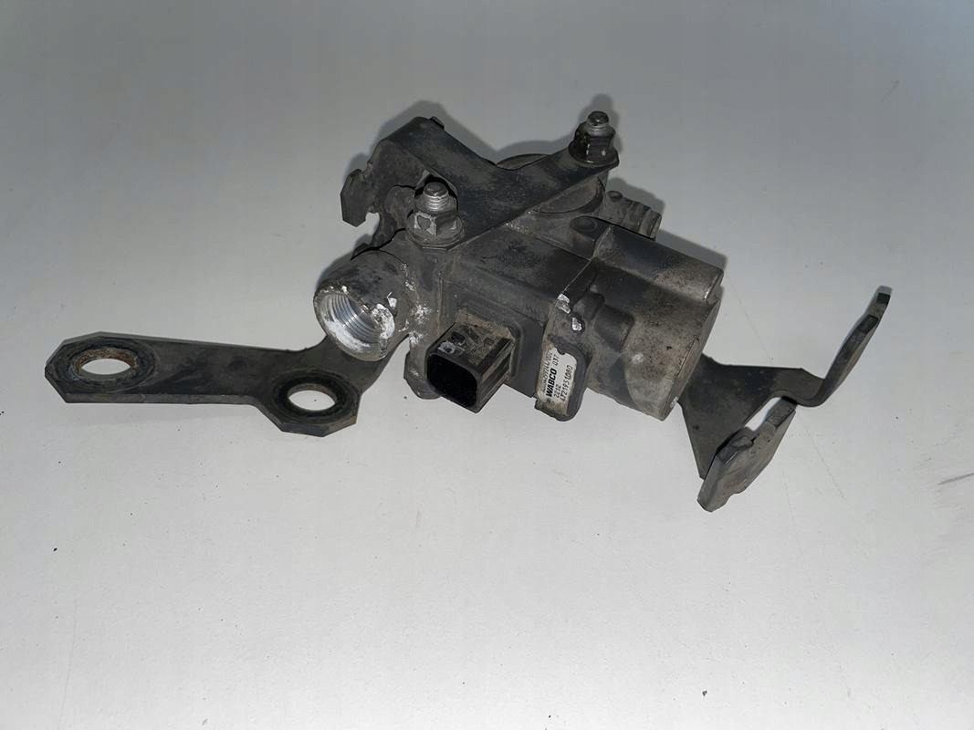 ZAWÓR CIŚNIENIA MERCEDES ACTROS MP4 A0054299244 - Suspension for Truck: picture 1 ZAWÓR CIŚNIENIA MERCEDES ACTROS MP4 A0054299244 - Suspension for Truck: picture 1