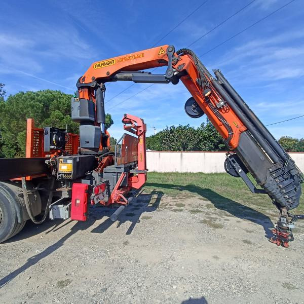 Scania P 410 - Dropside/ Flatbed truck, Crane truck: picture 4 Scania P 410 - Dropside/ Flatbed truck, Crane truck: picture 4