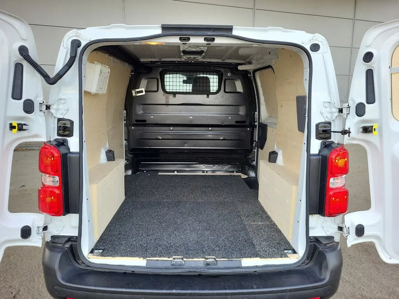 Peugeot e-Expert e-Expert L1H1 - Small van: picture 3 Peugeot e-Expert e-Expert L1H1 - Small van: picture 3