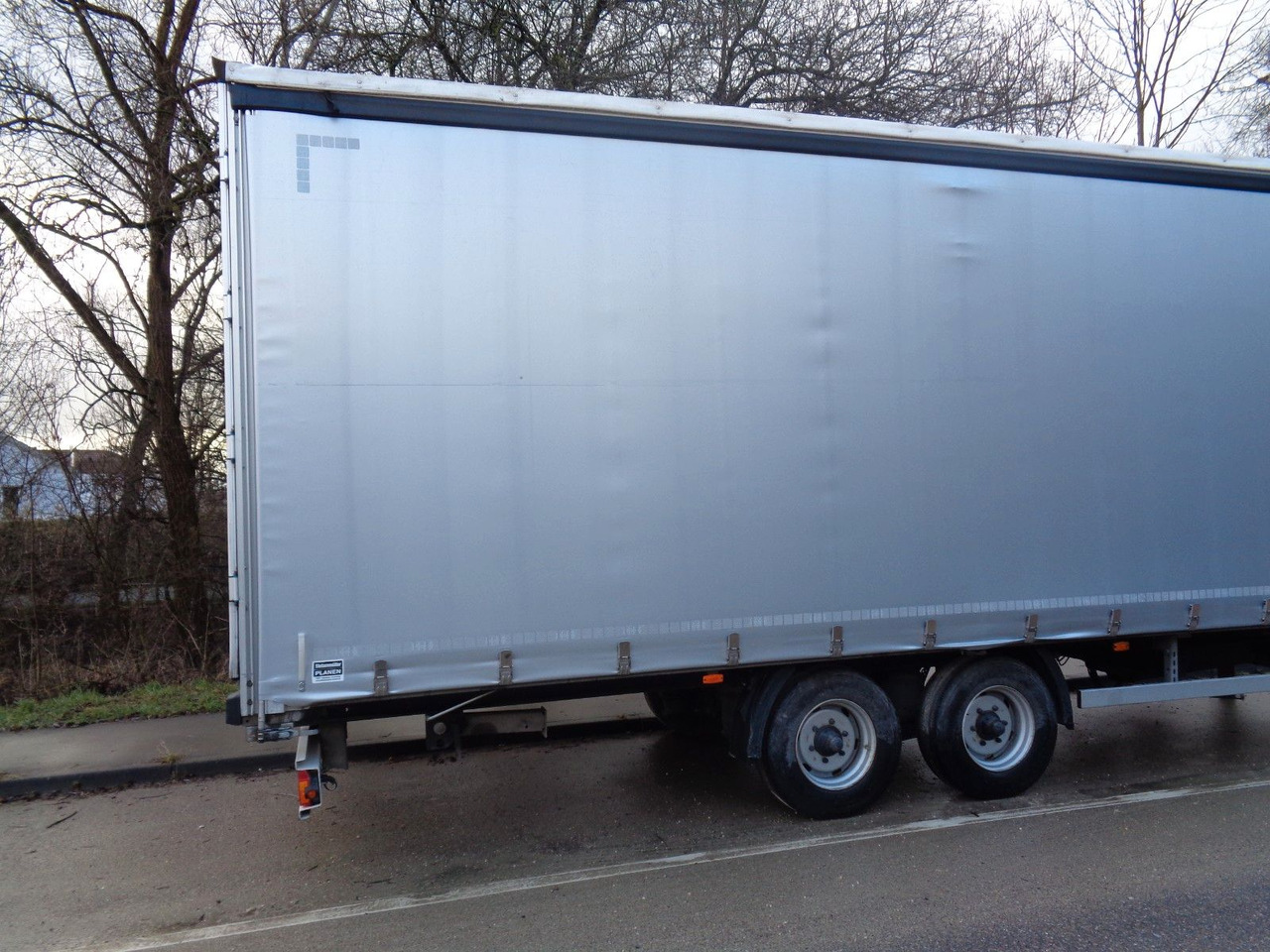 Fliegl TKF 118, Schiebeplane, Durchlader, Luft, - Curtainsider trailer: picture 5 Fliegl TKF 118, Schiebeplane, Durchlader, Luft, - Curtainsider trailer: picture 5