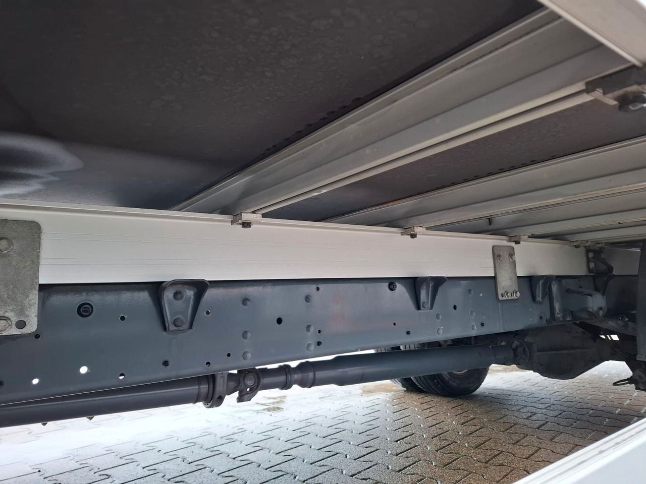 Iveco 72-210A8/P, Klima, Luft, HiMatik, LBW, RFK, - Curtain side van: picture 5 Iveco 72-210A8/P, Klima, Luft, HiMatik, LBW, RFK, - Curtain side van: picture 5