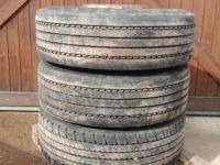 2 neuwertige Reifen Michelin Multi Way 3 D - Tire for Truck: picture 1 2 neuwertige Reifen Michelin Multi Way 3 D - Tire for Truck: picture 1