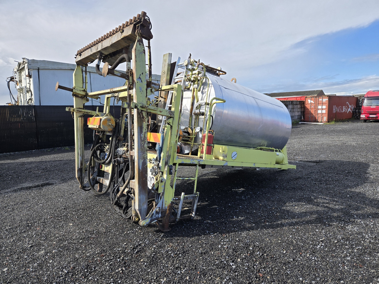 RINCHEVAL SECMAIR MAUGUIN - Asphalt distributor: picture 3 RINCHEVAL SECMAIR MAUGUIN - Asphalt distributor: picture 3