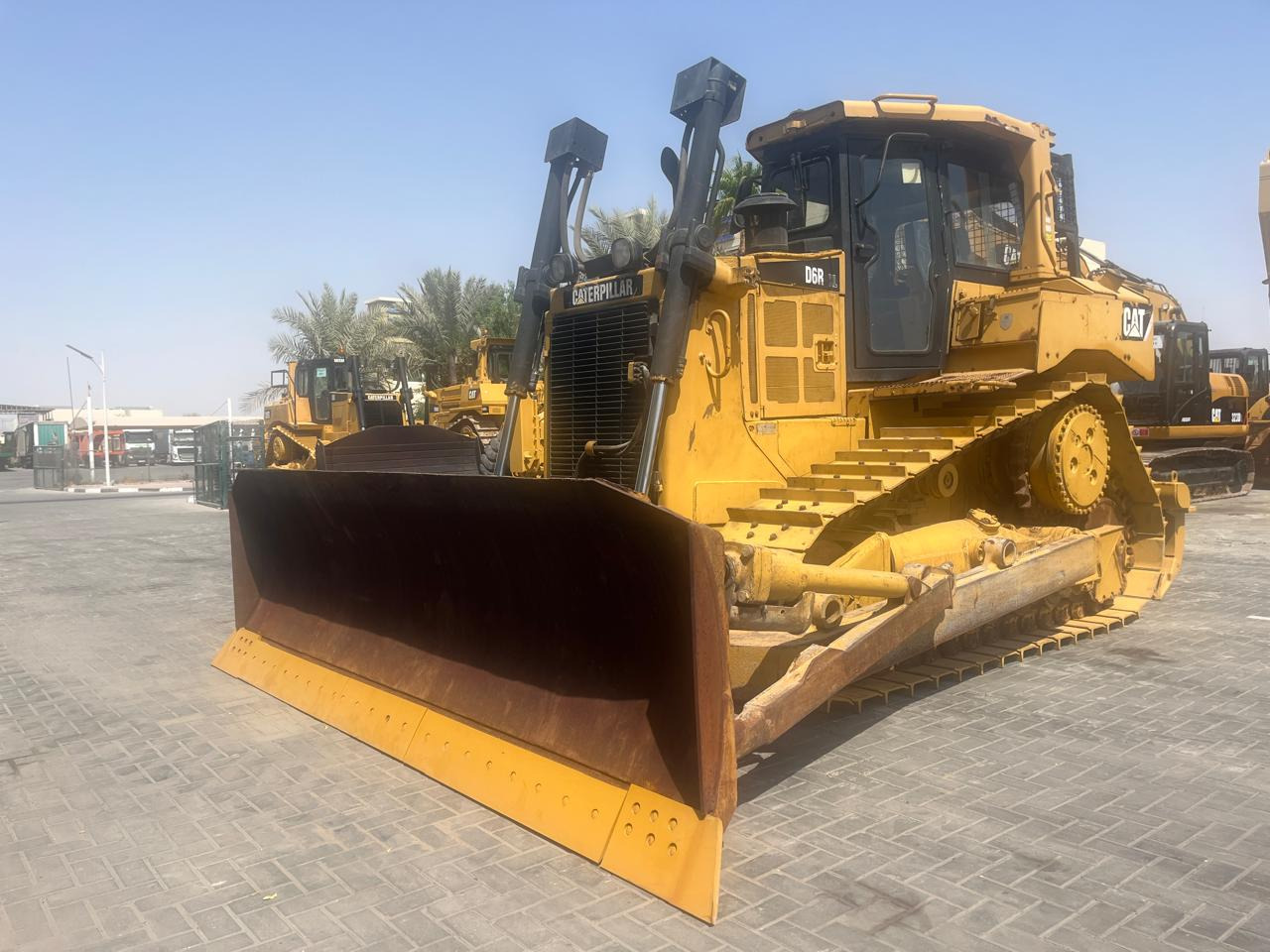 Bulldozer CATERPILLAR D6Rxl: picture 28