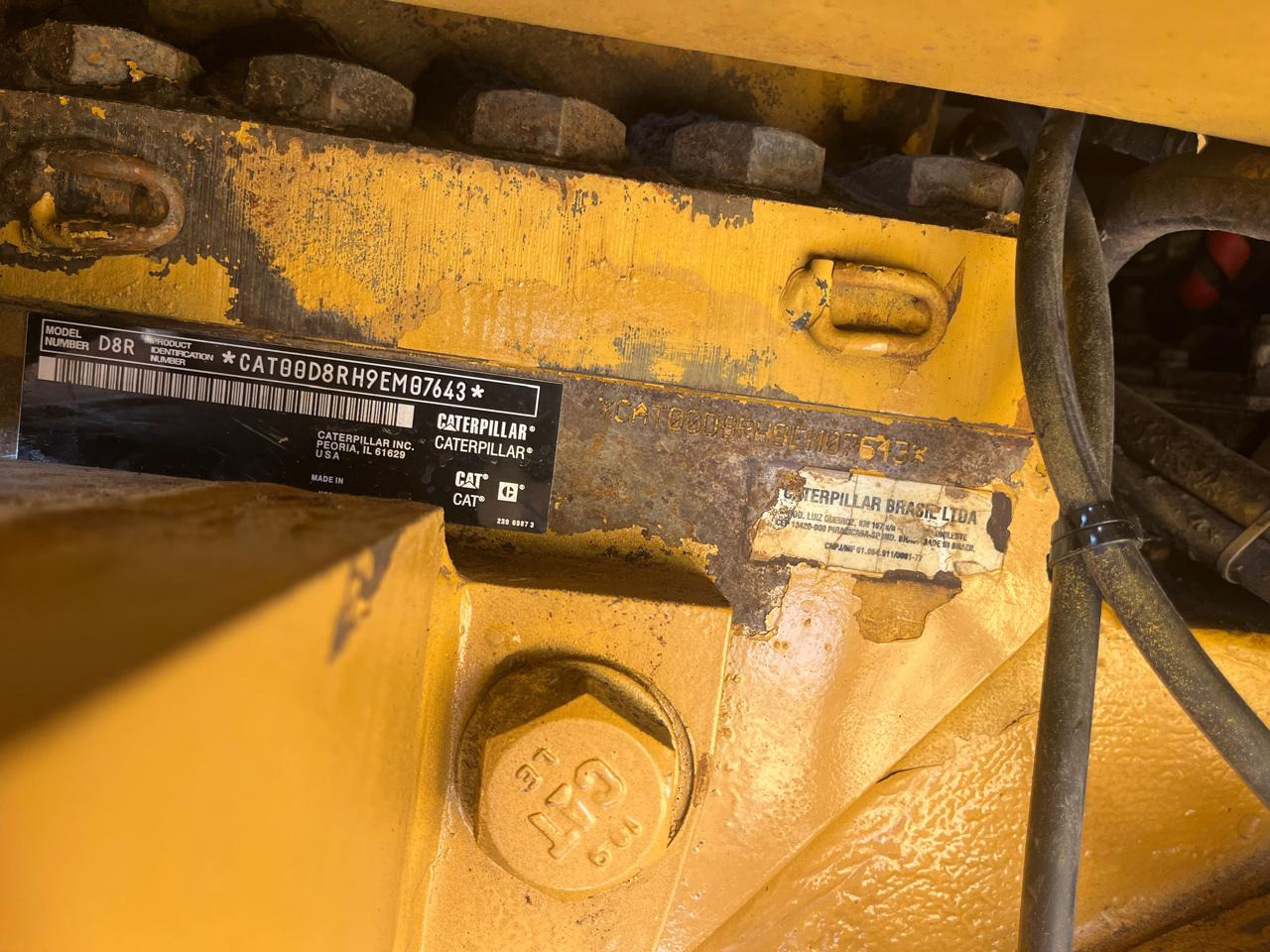 CATERPILLAR D8R - Bulldozer: picture 2 CATERPILLAR D8R - Bulldozer: picture 2