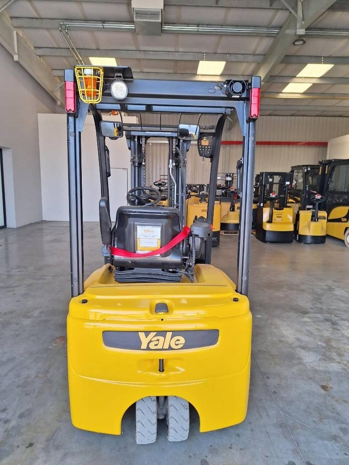 Yale ERP 20 VT - Electric forklift: picture 3 Yale ERP 20 VT - Electric forklift: picture 3