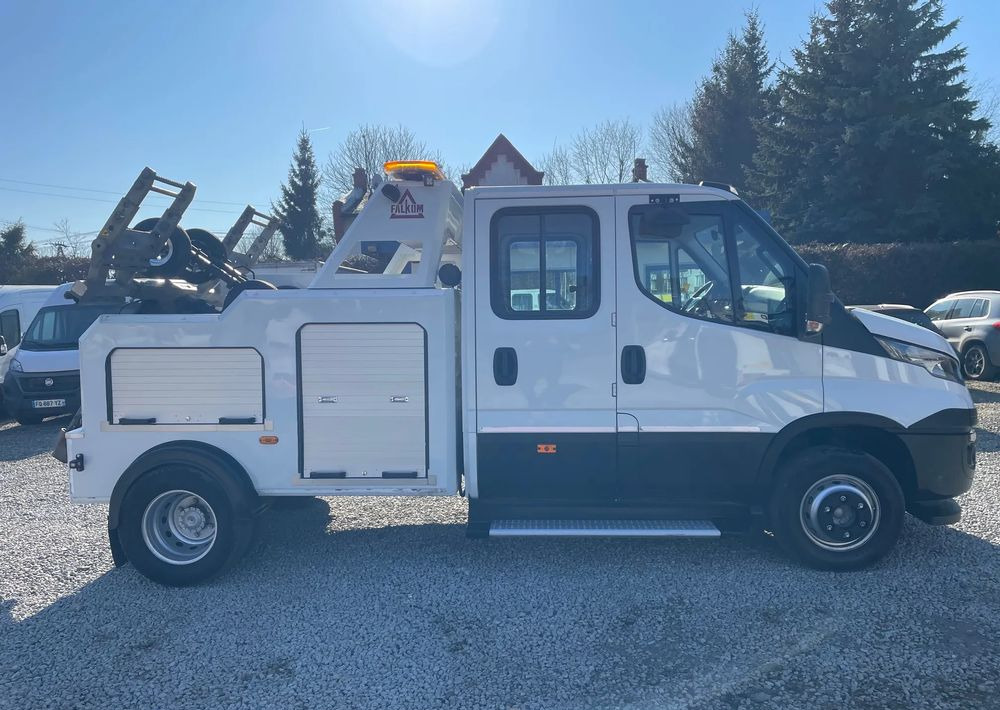 Iveco Daily 70C17 Pomoc drogowa Holownik 2017r - Tow truck: picture 4 Iveco Daily 70C17 Pomoc drogowa Holownik 2017r - Tow truck: picture 4