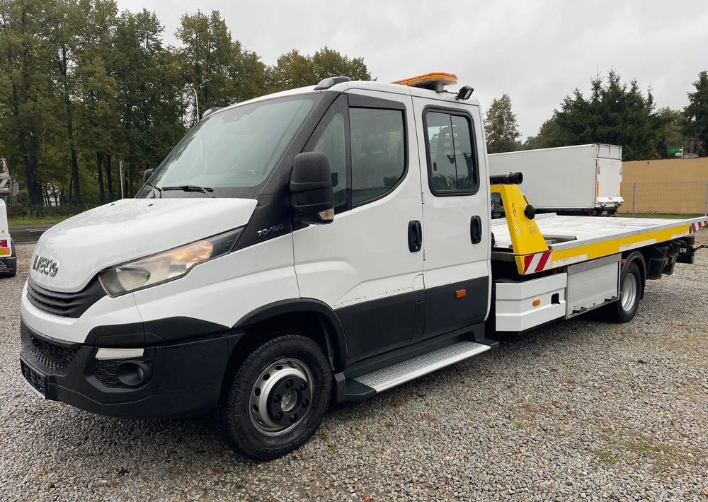 Iveco Daily 70C18 Pomoc drogowa Laweta 2017r - Tow truck: picture 1 Iveco Daily 70C18 Pomoc drogowa Laweta 2017r - Tow truck: picture 1