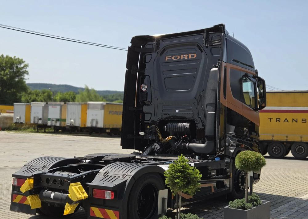 Ford F-MAX - Tractor unit: picture 4 Ford F-MAX - Tractor unit: picture 4