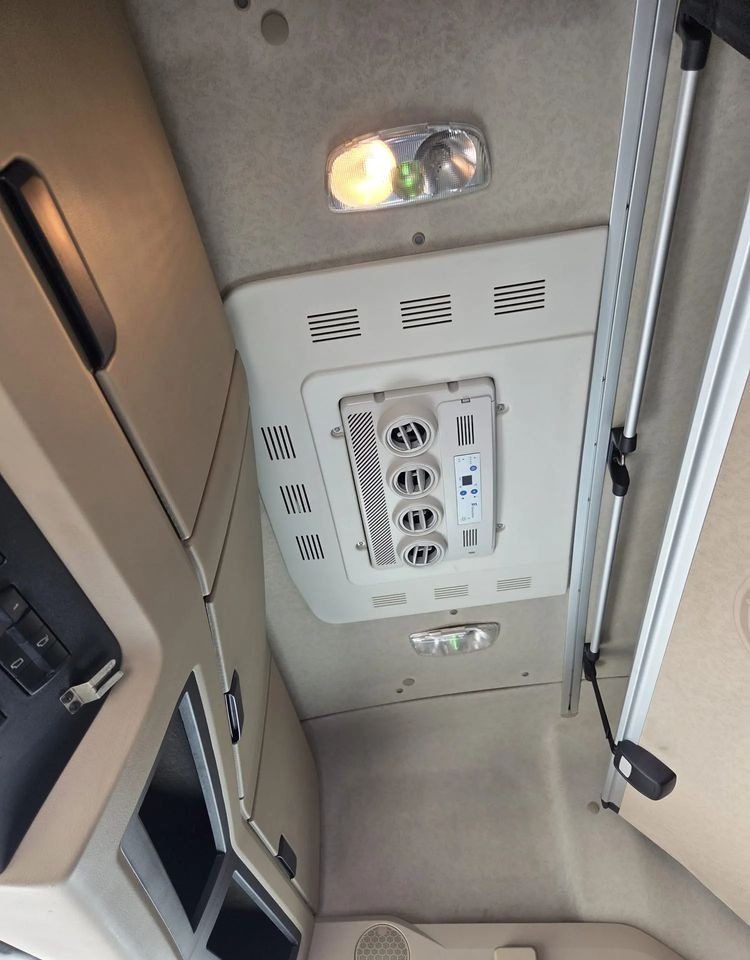 Tractor unit Mercedes-Benz ACTROS 1845: picture 7 Tractor unit Mercedes-Benz ACTROS 1845: picture 7