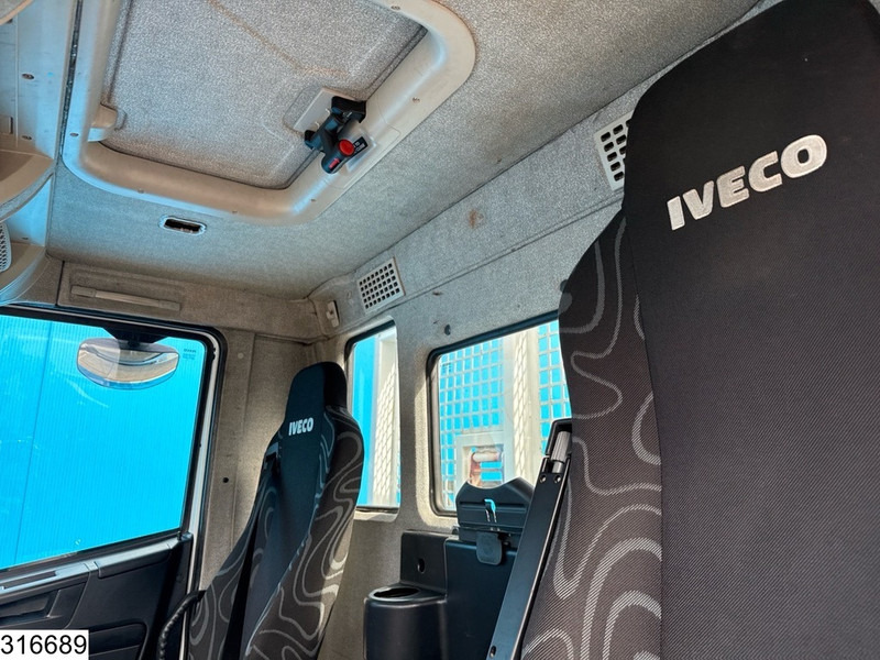 Dropside/ Flatbed truck, Crane truck Iveco Trakker 360 6x4, EURO 6, Palfinger, Remote: picture 12