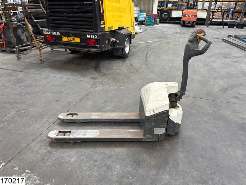 Leva LPEPT1.5 1500 KG, Electric - Electric forklift: picture 3 Leva LPEPT1.5 1500 KG, Electric - Electric forklift: picture 3