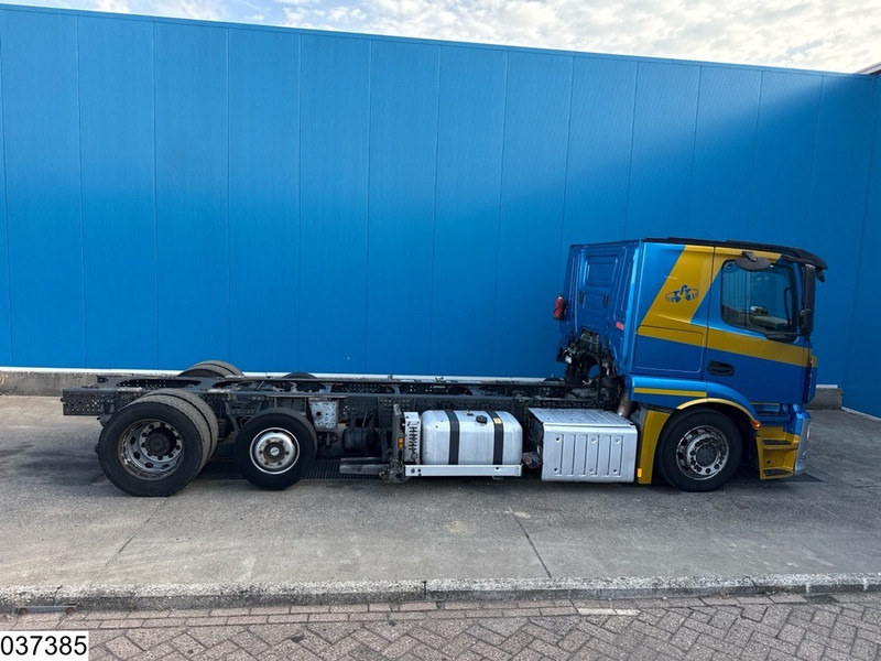 Cab chassis truck Mercedes-Benz Actros 2443 6x2, EURO 6, PTO, Standairco: picture 9