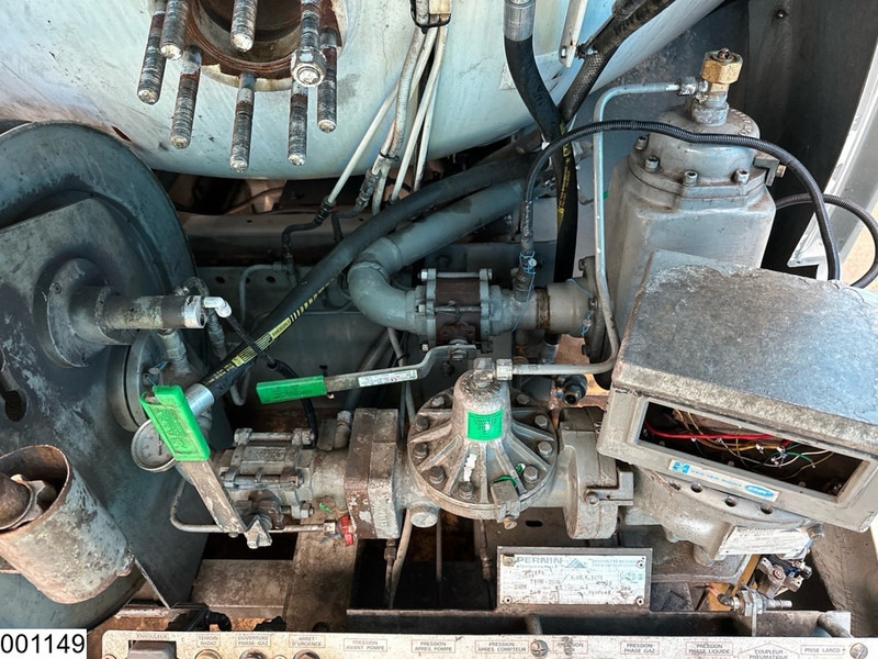 Renault Midlum 220 Dxi 16104 Liter, LPG GPL, Gastank, Steel suspension - Tank truck: picture 5 Renault Midlum 220 Dxi 16104 Liter, LPG GPL, Gastank, Steel suspension - Tank truck: picture 5