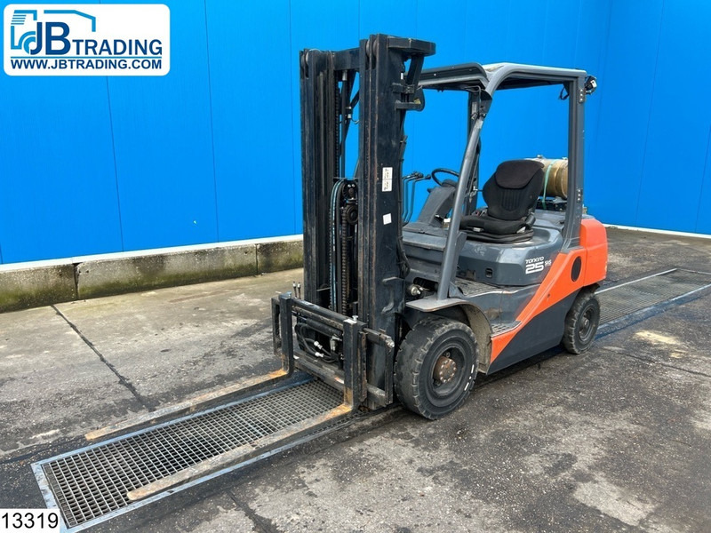 Toyota 8 FGF 25 2.500 KG - LPG forklift: picture 1 Toyota 8 FGF 25 2.500 KG - LPG forklift: picture 1