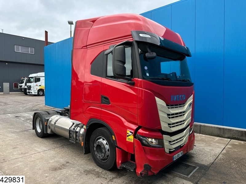 Iveco S way 460 LNG, EURO 6, Retarder - Tractor unit: picture 2 Iveco S way 460 LNG, EURO 6, Retarder - Tractor unit: picture 2
