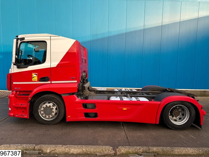 Tractor unit Mercedes-Benz Actros 1843 EURO 6, Hydrauliek, Retarder, LOHR: picture 12 Tractor unit Mercedes-Benz Actros 1843 EURO 6, Hydrauliek, Retarder, LOHR: picture 12