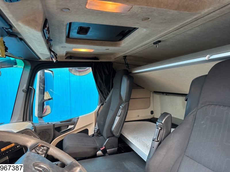 Tractor unit Mercedes-Benz Actros 1843 EURO 6, Hydrauliek, Retarder, LOHR: picture 8 Tractor unit Mercedes-Benz Actros 1843 EURO 6, Hydrauliek, Retarder, LOHR: picture 8