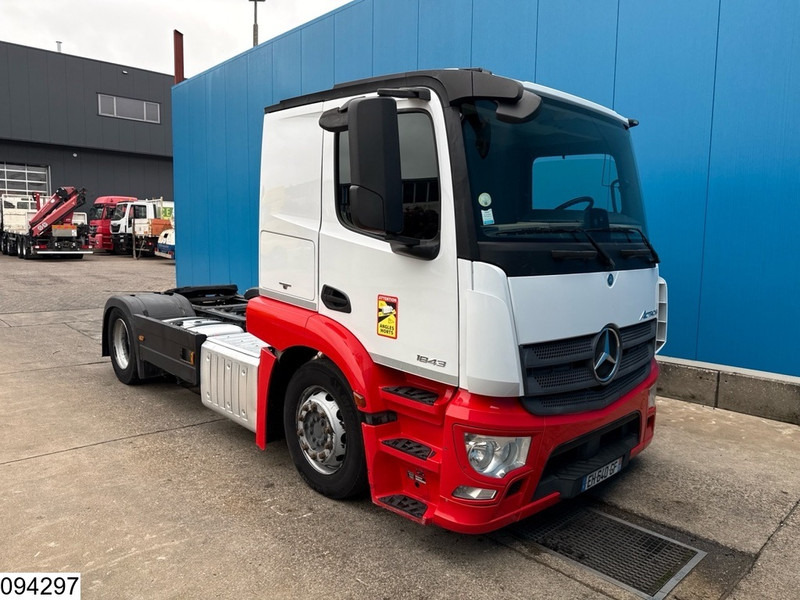 Mercedes-Benz Actros EURO 6, Retarder, PTO, LOHR, Standairco - Tractor unit: picture 3 Mercedes-Benz Actros EURO 6, Retarder, PTO, LOHR, Standairco - Tractor unit: picture 3