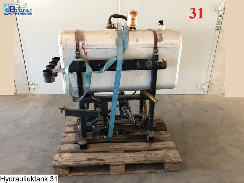 Universeel Hydraulic tank, 190 Liter - Hydraulic tank: picture 1 Universeel Hydraulic tank, 190 Liter - Hydraulic tank: picture 1