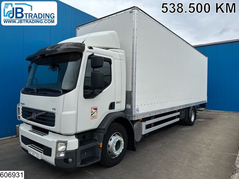 Volvo FE 260 EURO 5, Dhollandia, Manual - Box truck: picture 1 Volvo FE 260 EURO 5, Dhollandia, Manual - Box truck: picture 1