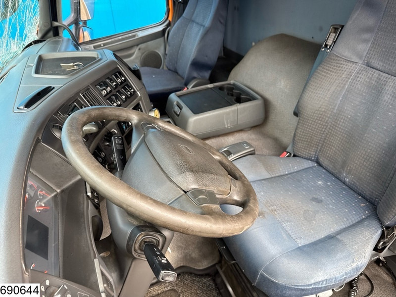 Tipper Volvo FM 420 8X2, EURO 5, HYVA: picture 9 Tipper Volvo FM 420 8X2, EURO 5, HYVA: picture 9