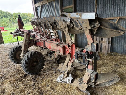 Gregoire Besson RWB9 - Plow: picture 3 Gregoire Besson RWB9 - Plow: picture 3