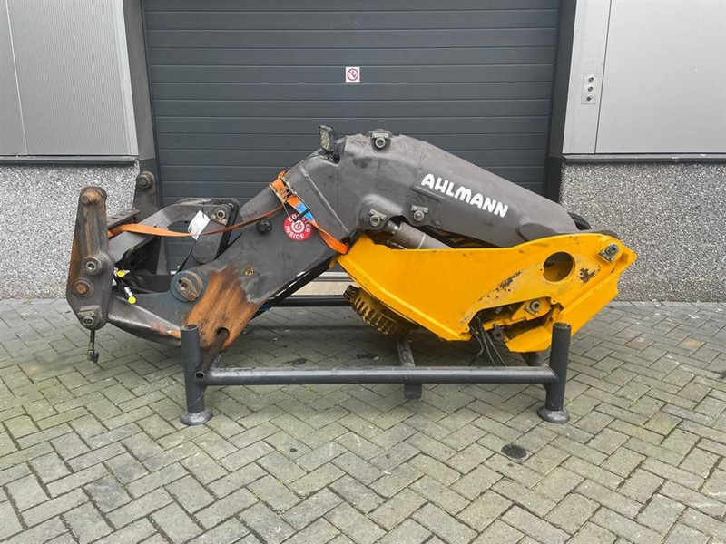 Ahlmann AS900-23115595-Lifting framework/Schaufelarm/Giek - Boom for Construction machinery: picture 1 Ahlmann AS900-23115595-Lifting framework/Schaufelarm/Giek - Boom for Construction machinery: picture 1