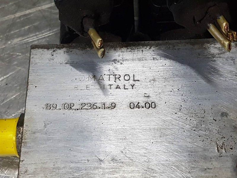 Comatrol 89.02.236.1.9 - Valve/Ventile/Ventiel - Hydraulics for Construction machinery: picture 3 Comatrol 89.02.236.1.9 - Valve/Ventile/Ventiel - Hydraulics for Construction machinery: picture 3