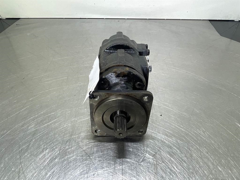 Hyundai HL757-7A-31LD-00300-146209-Main pump - Hydraulics for Construction machinery: picture 3 Hyundai HL757-7A-31LD-00300-146209-Main pump - Hydraulics for Construction machinery: picture 3