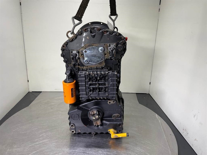 JCB 426-ZF 4WG-160-Transmission/Getriebe/Transmissie - Gearbox for Construction machinery: picture 4 JCB 426-ZF 4WG-160-Transmission/Getriebe/Transmissie - Gearbox for Construction machinery: picture 4