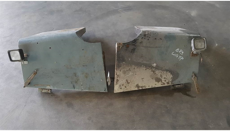 Komatsu WA 270 - 3 - Fender/Kotflügel/Spatbord - Fender for Construction machinery: picture 1 Komatsu WA 270 - 3 - Fender/Kotflügel/Spatbord - Fender for Construction machinery: picture 1