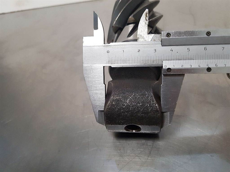 New Axle and parts for Construction machinery Kramer 312 - Final drive/Endantrieb/Eindaandrijving: picture 8