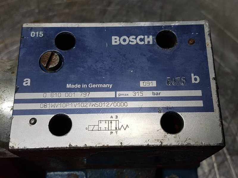 Manitou MT1233ST-Bosch 081WV10P1V1027-Valve/Ventil/Ventiel - Hydraulics: picture 3 Manitou MT1233ST-Bosch 081WV10P1V1027-Valve/Ventil/Ventiel - Hydraulics: picture 3