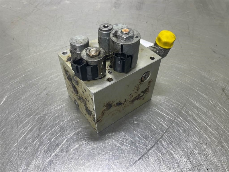 New Holland W110C-CNH 8500565-Valve/Ventile/Ventiel - Hydraulics for Construction machinery: picture 2 New Holland W110C-CNH 8500565-Valve/Ventile/Ventiel - Hydraulics for Construction machinery: picture 2