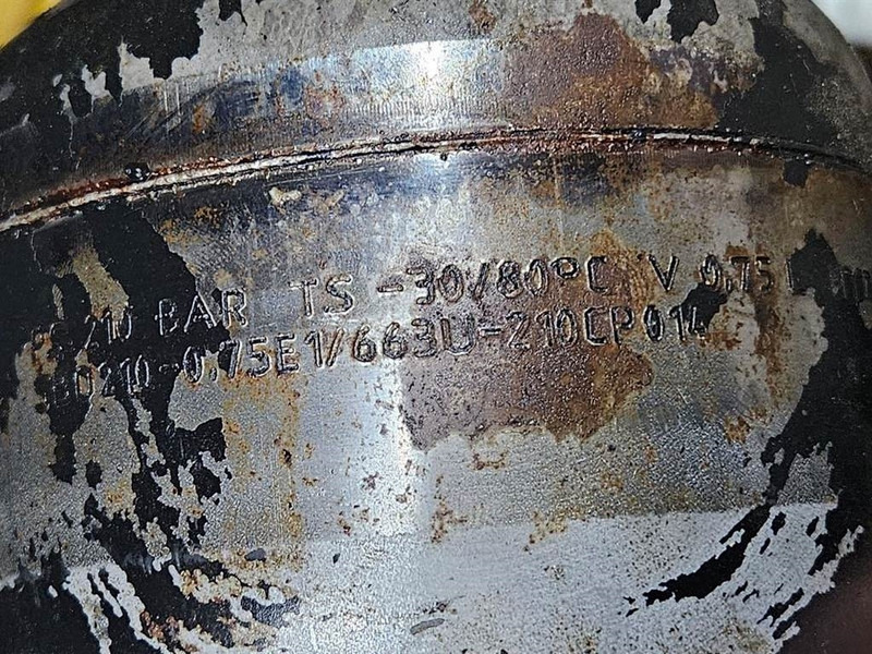 New Holland W110C-Hydac SBO210-0,75E1/663U-Accumulator - Hydraulics for Construction machinery: picture 3 New Holland W110C-Hydac SBO210-0,75E1/663U-Accumulator - Hydraulics for Construction machinery: picture 3