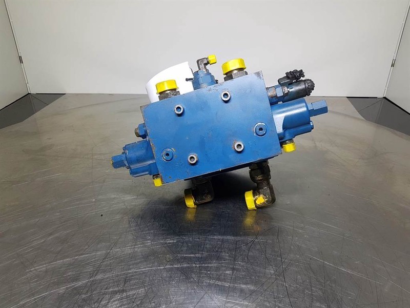 Rexroth M6-1116-00/3M6 - Fiat-Hitachi W170 - Valve - Hydraulics: picture 3 Rexroth M6-1116-00/3M6 - Fiat-Hitachi W170 - Valve - Hydraulics: picture 3