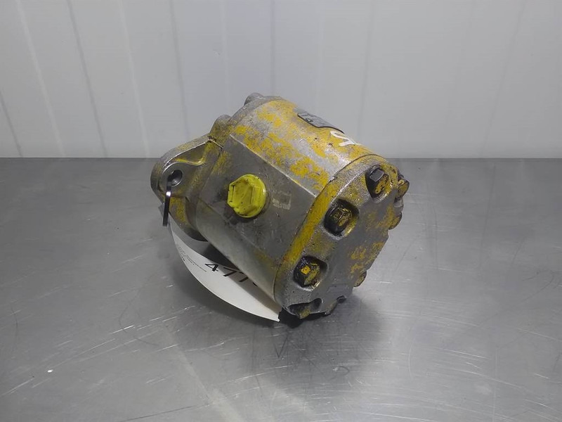 Sauer Sundstrand A40L27691 - Gearpump/Zahnradpumpe - Hydraulics: picture 2 Sauer Sundstrand A40L27691 - Gearpump/Zahnradpumpe - Hydraulics: picture 2