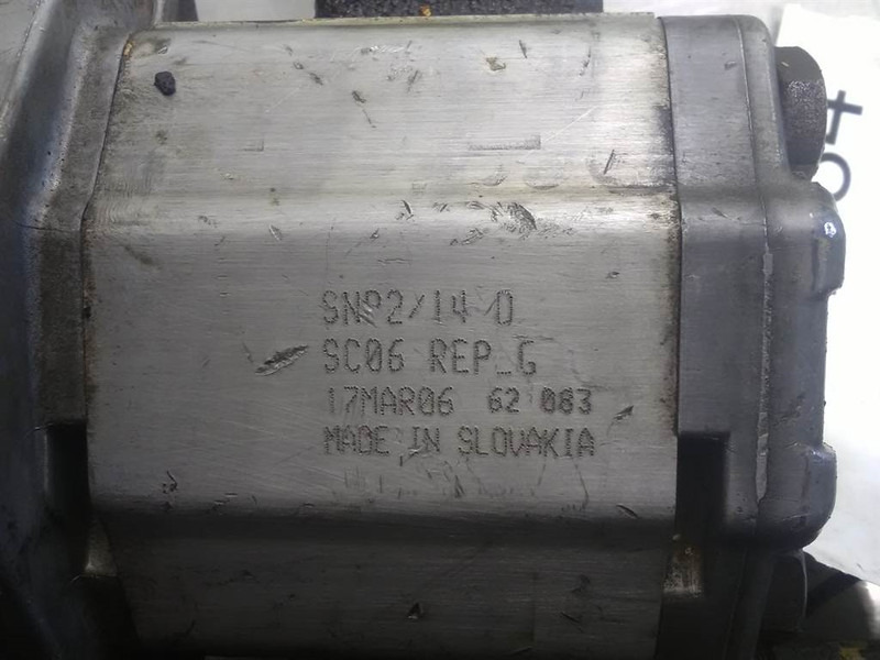 Sauer Sundstrand SNP2/14DSC06REPG - Gearpump - Hydraulics: picture 3 Sauer Sundstrand SNP2/14DSC06REPG - Gearpump - Hydraulics: picture 3