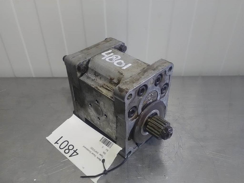 Sauer Sundstrand SNP3/33DC041/7M - Gearpump - Hydraulics: picture 1 Sauer Sundstrand SNP3/33DC041/7M - Gearpump - Hydraulics: picture 1