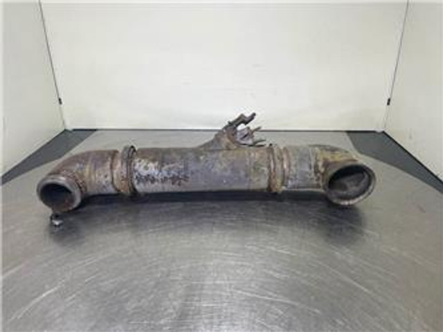 Sennebogen 835E - Exhaust pipe/Auspuff/Uitlaat - Engine for Construction machinery: picture 1 Sennebogen 835E - Exhaust pipe/Auspuff/Uitlaat - Engine for Construction machinery: picture 1