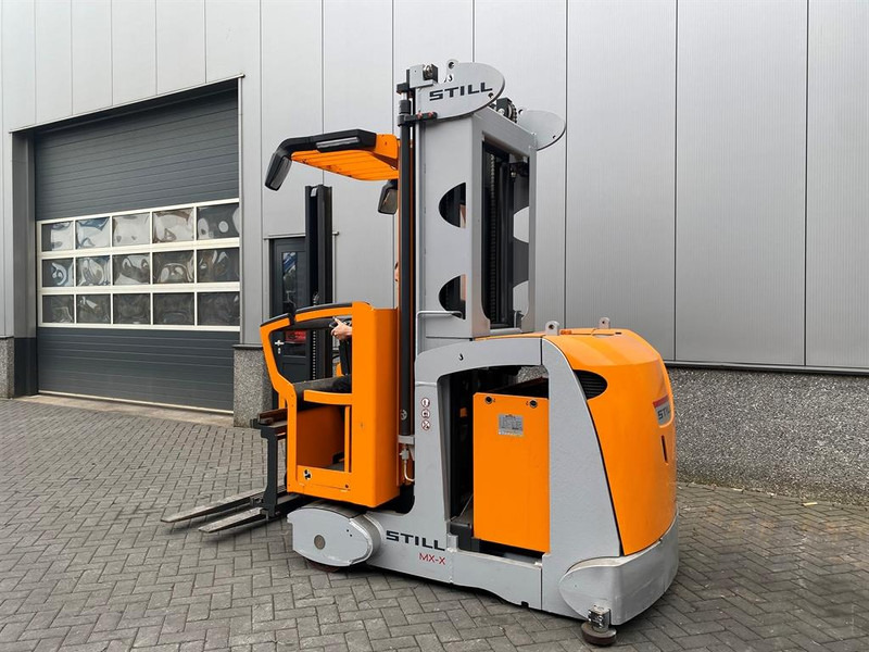Still MX - X Orderpicking truck (Video) - Electric forklift: picture 3 Still MX - X Orderpicking truck (Video) - Electric forklift: picture 3