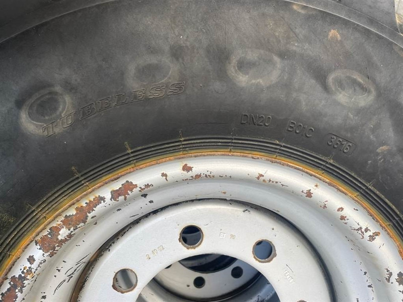 Terex AL80-Dunlop 405/70R18 (15.5/70R18)-Tire/Reifen on lease Terex AL80-Dunlop 405/70R18 (15.5/70R18)-Tire/Reifen: picture 6 Terex AL80-Dunlop 405/70R18 (15.5/70R18)-Tire/Reifen on lease Terex AL80-Dunlop 405/70R18 (15.5/70R18)-Tire/Reifen: picture 6