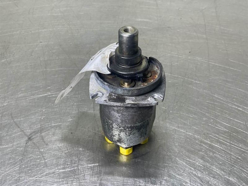 Terex TW150-6047886-Servo valve/Servoventil/Servoventiel - Hydraulics for Construction machinery: picture 2 Terex TW150-6047886-Servo valve/Servoventil/Servoventiel - Hydraulics for Construction machinery: picture 2