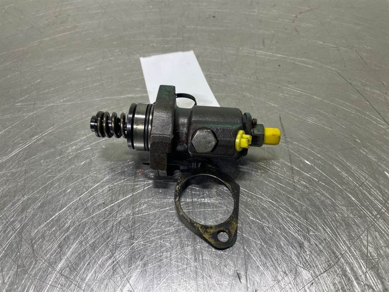 Volvo L30B-Deutz TD2011L04I-04286967-Fuel injection pump - Engine for Construction machinery: picture 1 Volvo L30B-Deutz TD2011L04I-04286967-Fuel injection pump - Engine for Construction machinery: picture 1
